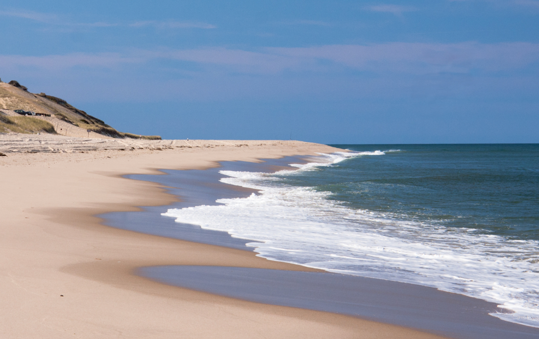 5 Beaches You Need to Hit This Summer (Great for sippin' on a Cape Cod'r)